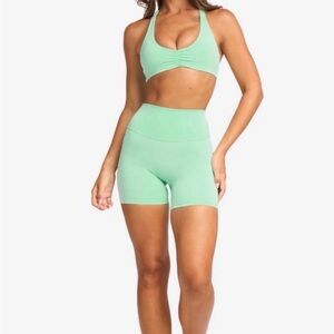 CSB SERENITY SCRUNCH SHORTS 5"